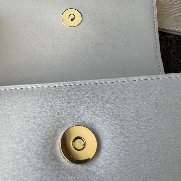 JACQUEMUS Le Grand Chiquito Top-Handle Bag - Picture 4 of 11